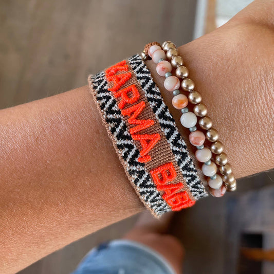 KARMA, BABY!  Statement Armband gewebt, bestickt