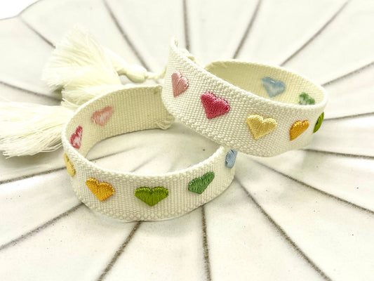 HEARTS Statement Armband gewebt, Herzen Farbverlauf bunt